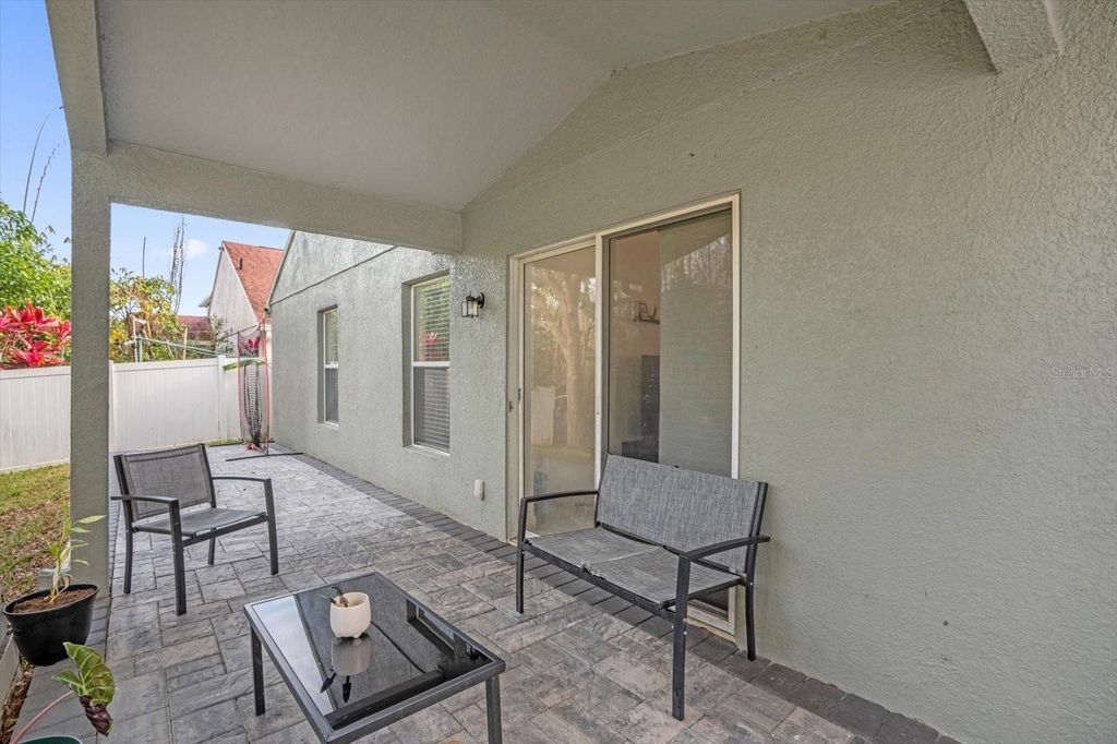 Image 26 of property listing at 2037 DARLIN CIRCLE, Orlando, FL 32820