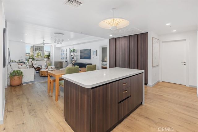 39 S Los Robles Avenue 5016, Pasadena, CA 91101