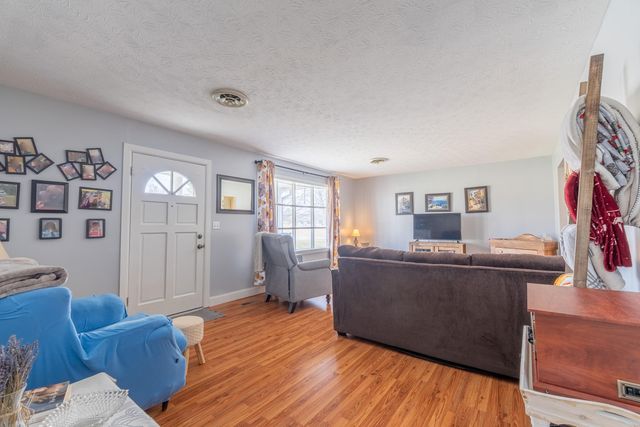 525 Slate Branch Road, Somerset, KY 42503