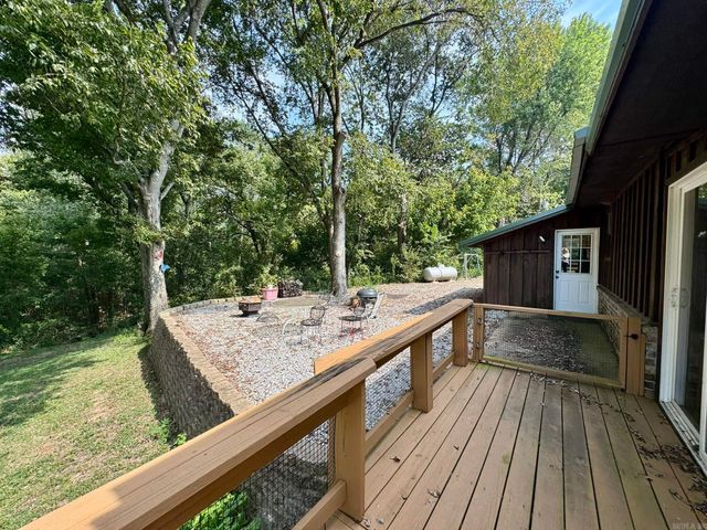 858 N Riverview, Mountain View, AR 72556