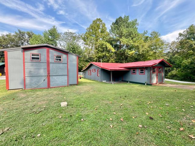 858 N Riverview, Mountain View, AR 72556