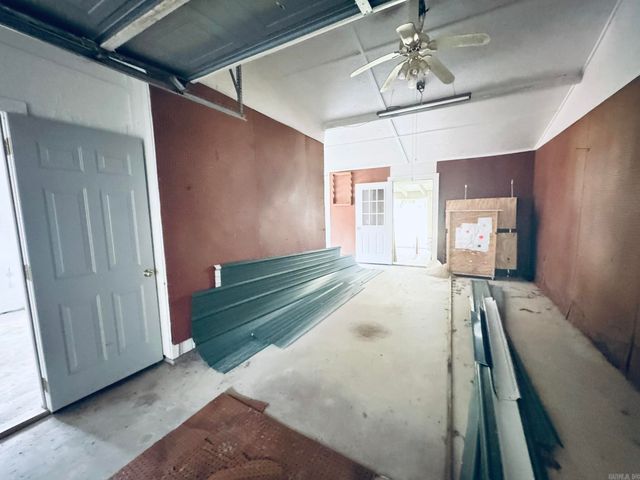 858 N Riverview, Mountain View, AR 72556