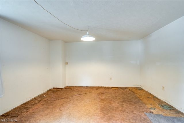 6285 Manchester Road, Clinton, OH 44216