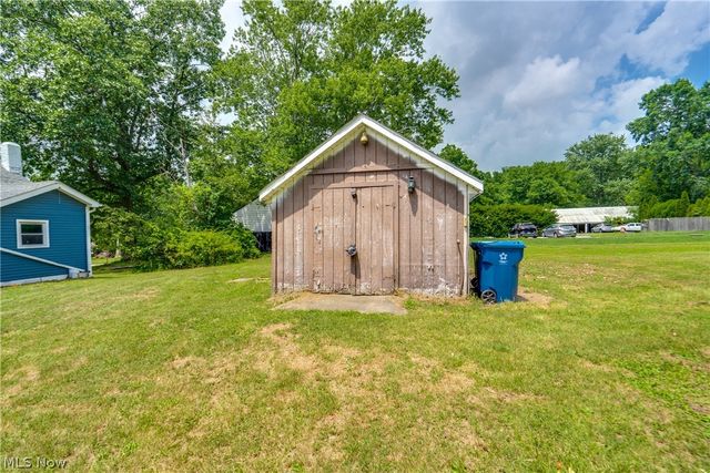6285 Manchester Road, Clinton, OH 44216
