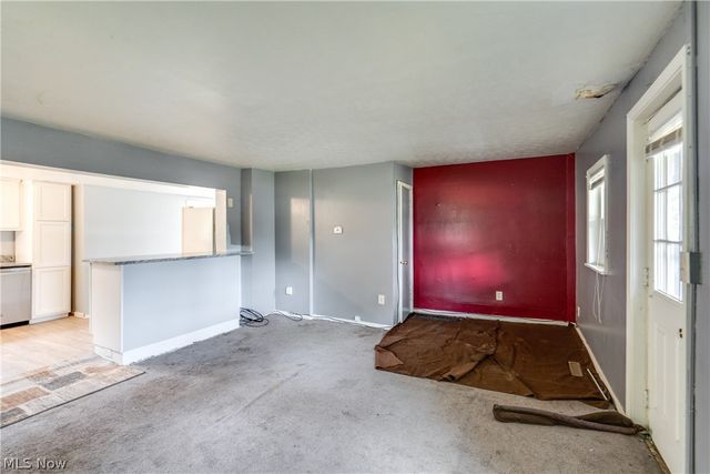 6285 Manchester Road, Clinton, OH 44216