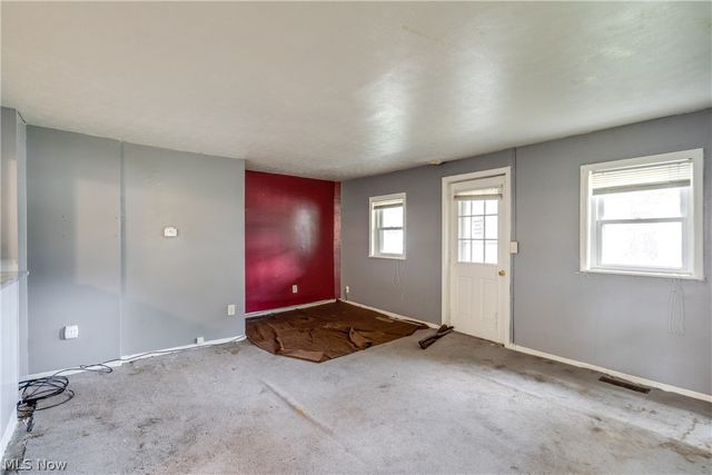 6285 Manchester Road, Clinton, OH 44216