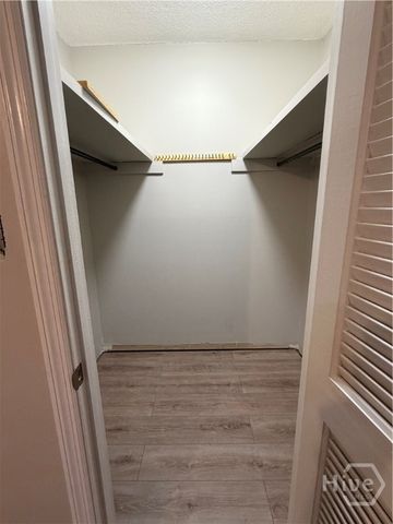 302 Burlington Road, Savannah, GA 31410