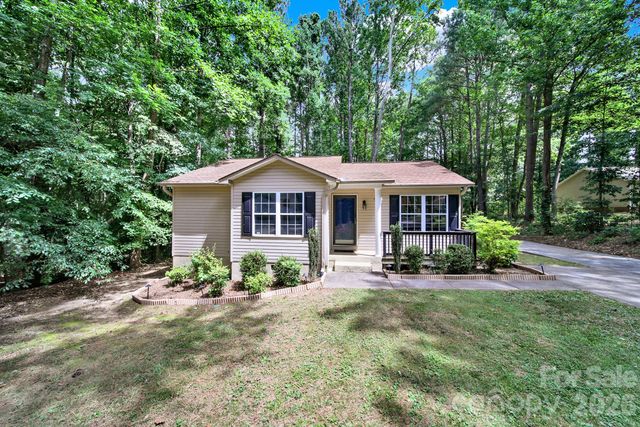 123 Greentree Drive, Mooresville, NC 28117
