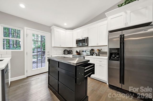 123 Greentree Drive, Mooresville, NC 28117