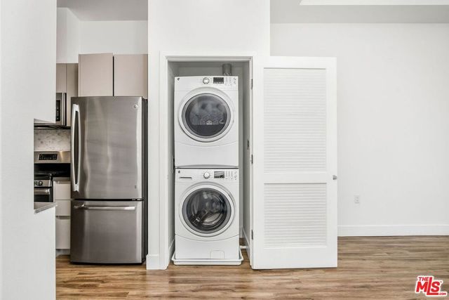 453 S Kenmore Avenue 403, Los Angeles, CA 90020