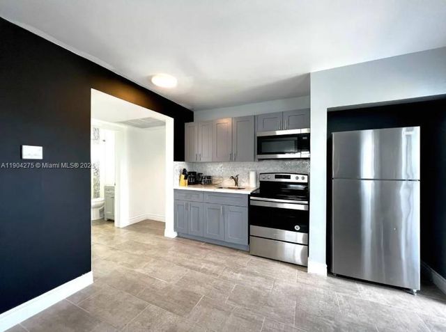 2201 Greene St, Hollywood, FL 33020