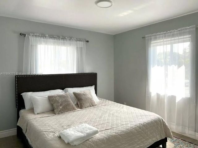 2201 Greene St, Hollywood, FL 33020