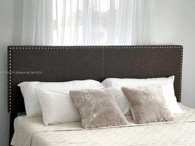 2201 Greene St, Hollywood, FL 33020