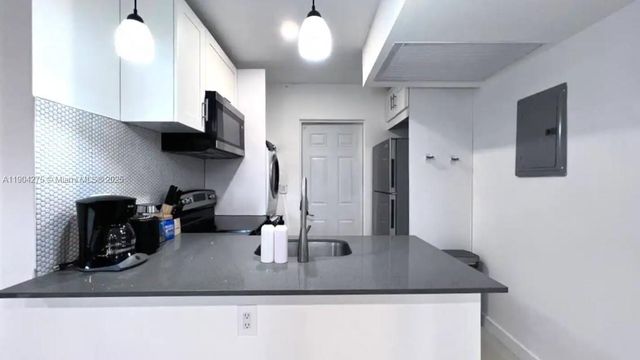 2201 Greene St, Hollywood, FL 33020