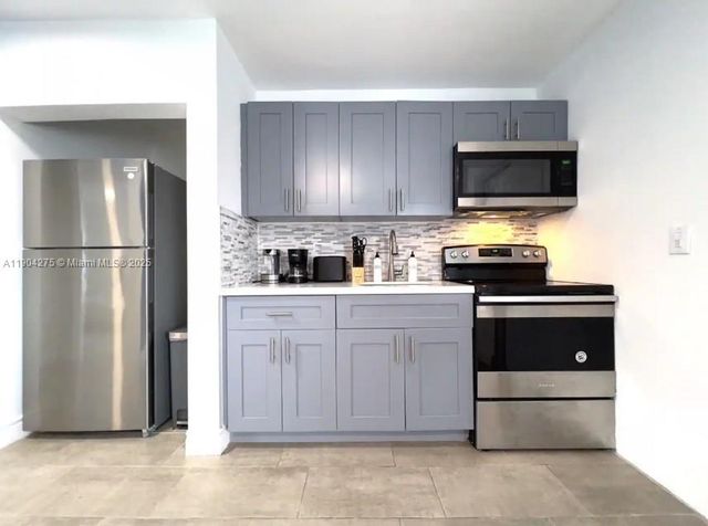 2201 Greene St, Hollywood, FL 33020