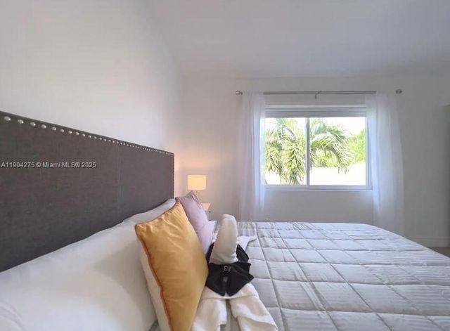 2201 Greene St, Hollywood, FL 33020