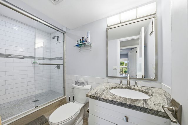 4002 Berkshire 4002, Deerfield Beach, FL 33442