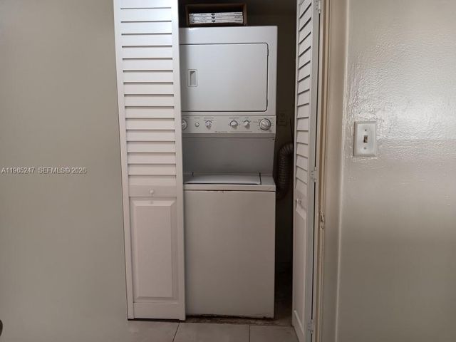 6259 W 24th Ave 102-8, Hialeah, FL 33016