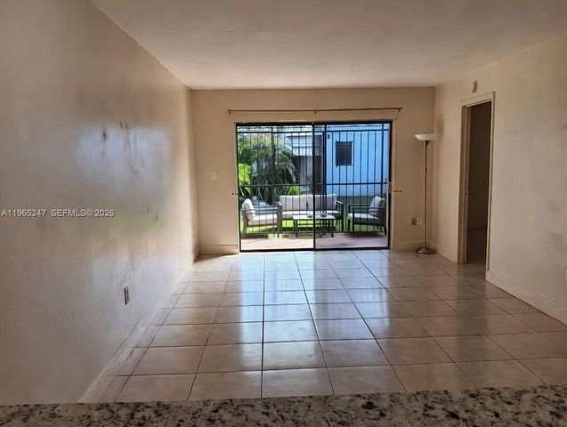 6259 W 24th Ave 102-8, Hialeah, FL 33016