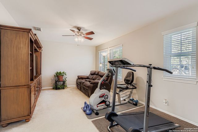 1021 Silvertree Blvd, Schertz, TX 78154