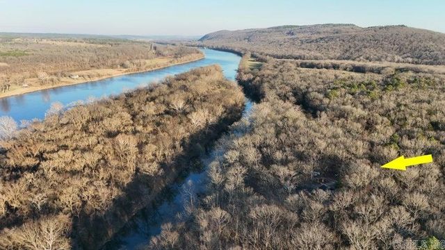1520 Mountain View Road, Locust Grove, AR 72550