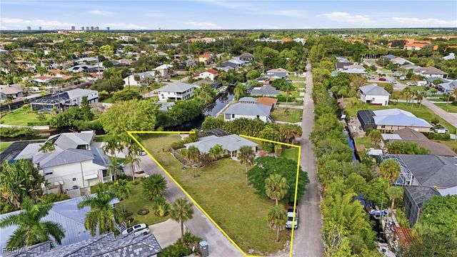 27200 Esther DR, Bonita Springs, FL 34135