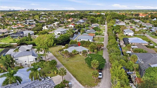 27200 Esther DR, Bonita Springs, FL 34135