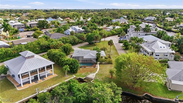 27200 Esther DR, Bonita Springs, FL 34135