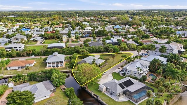 27200 Esther DR, Bonita Springs, FL 34135