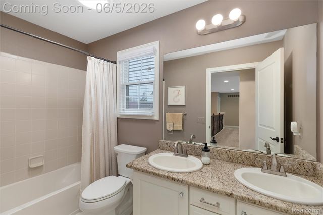 110 Singh Boulevard, South Lyon, MI 48178