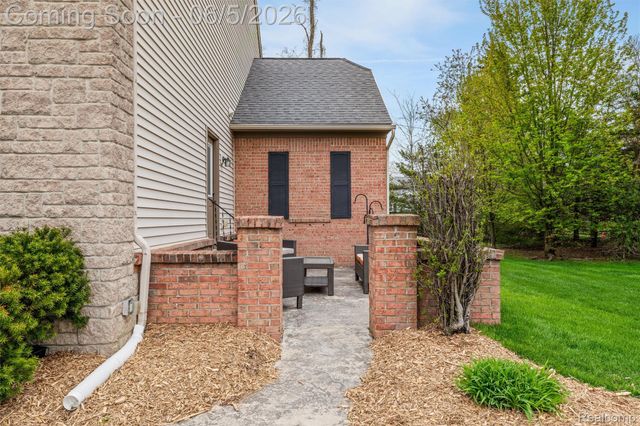 110 Singh Boulevard, South Lyon, MI 48178