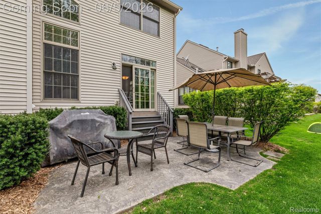 110 Singh Boulevard, South Lyon, MI 48178