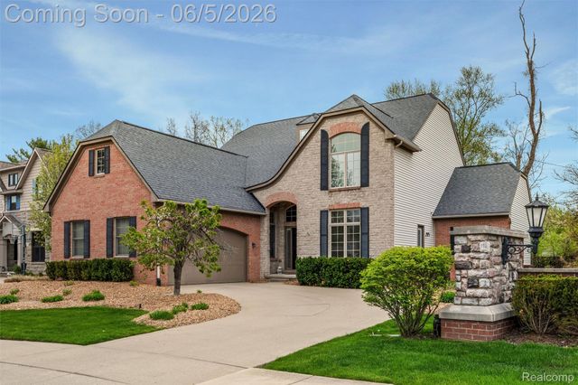 110 Singh Boulevard, South Lyon, MI 48178