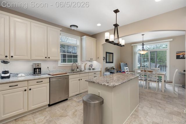 110 Singh Boulevard, South Lyon, MI 48178