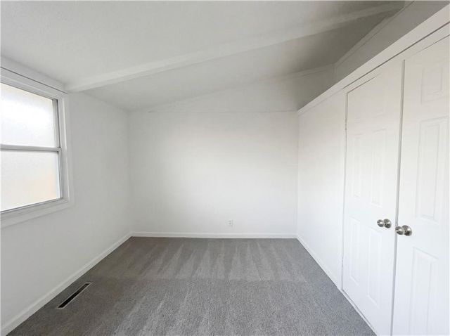 9509 Grandview Road, Kansas City, MO 64137