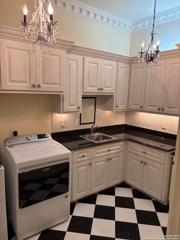 1418 Greystone, San Antonio, TX 78258