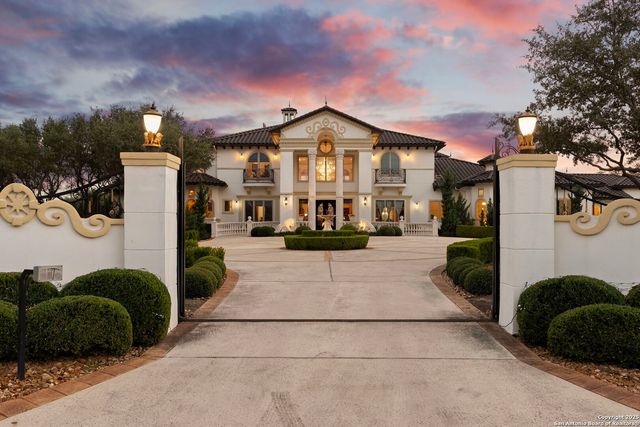 1418 Greystone, San Antonio, TX 78258