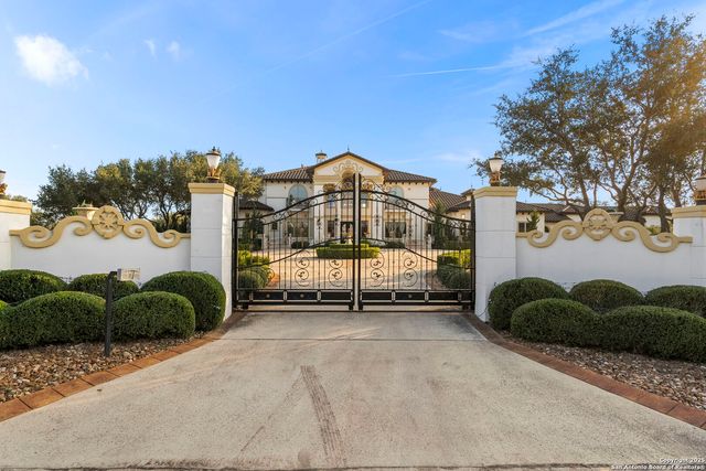 1418 Greystone, San Antonio, TX 78258