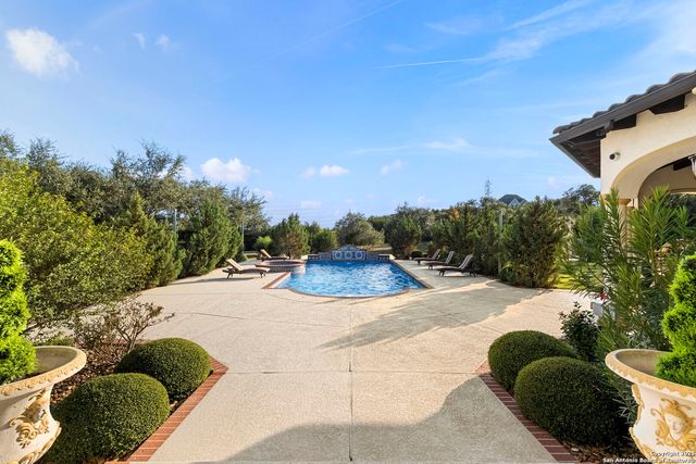 1418 Greystone, San Antonio, TX 78258