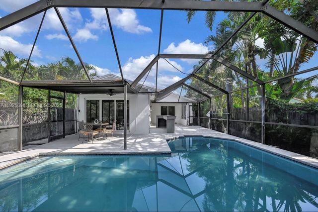 1546 Van Buren St, Hollywood, FL 33020