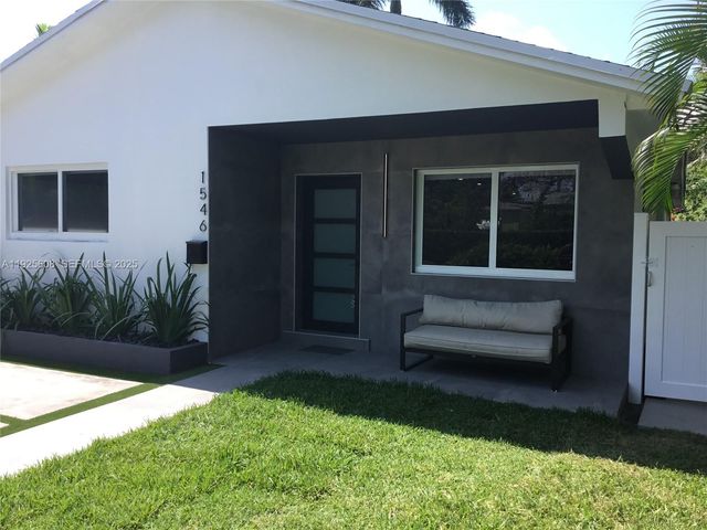 1546 Van Buren St, Hollywood, FL 33020