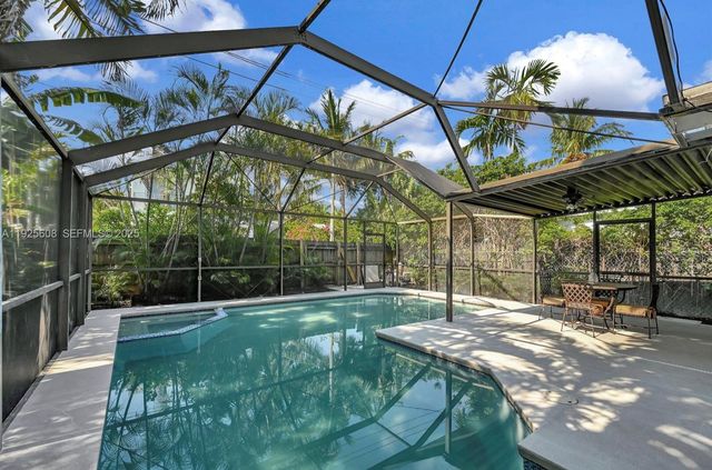 1546 Van Buren St, Hollywood, FL 33020