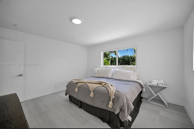 1546 Van Buren St, Hollywood, FL 33020