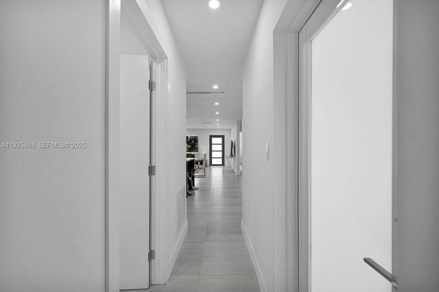 1546 Van Buren St, Hollywood, FL 33020