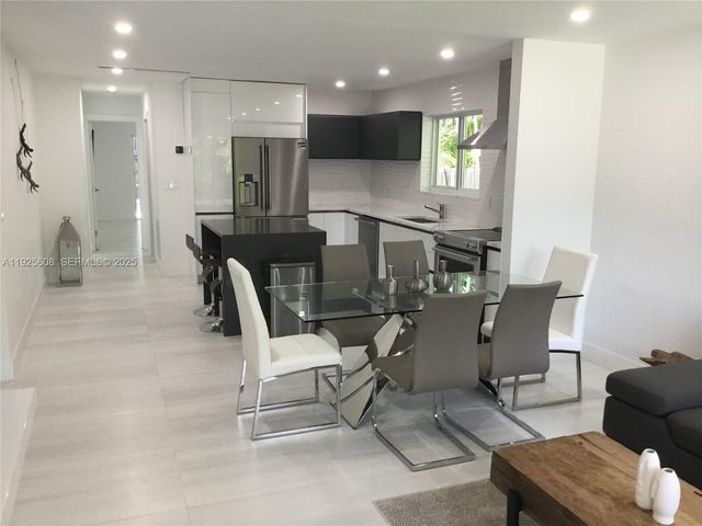 1546 Van Buren St, Hollywood, FL 33020