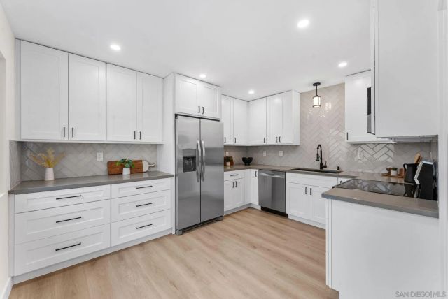 5524 Caminito Jose, San Diego, CA 92111