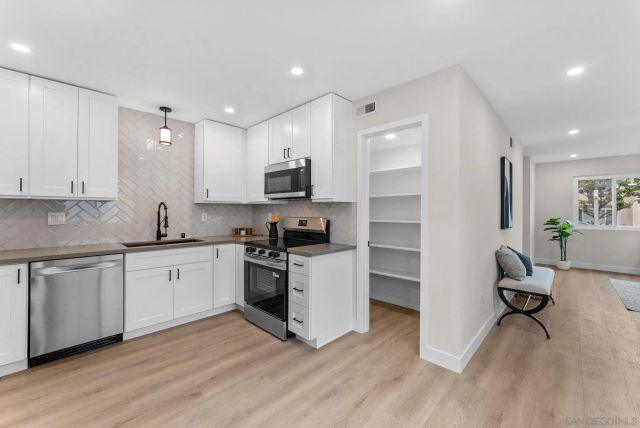 5524 Caminito Jose, San Diego, CA 92111