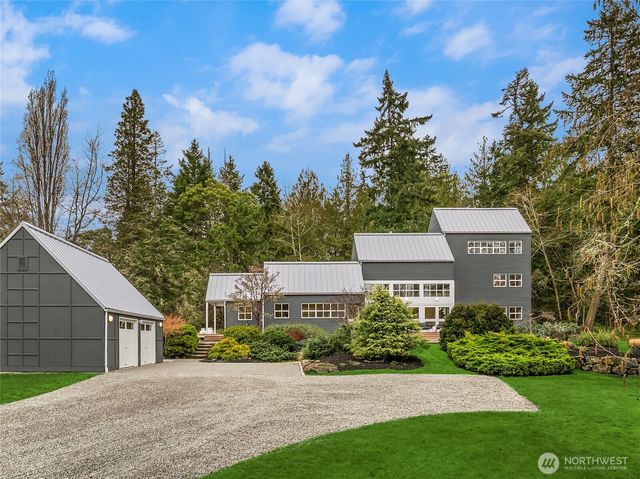 3560 Campbell Street NE, Bainbridge Island, WA 98110