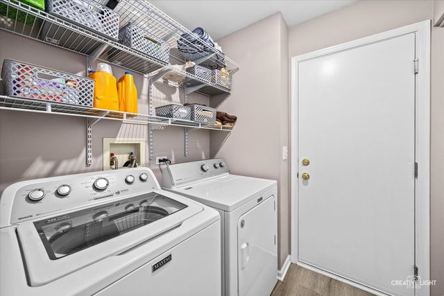 3825 Deville Lane, St. Charles, IL 60175