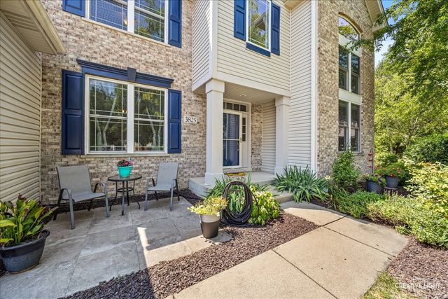 3825 Deville Lane, St. Charles, IL 60175
